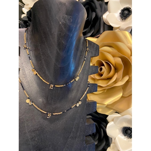 Collier ras de cou noir et...